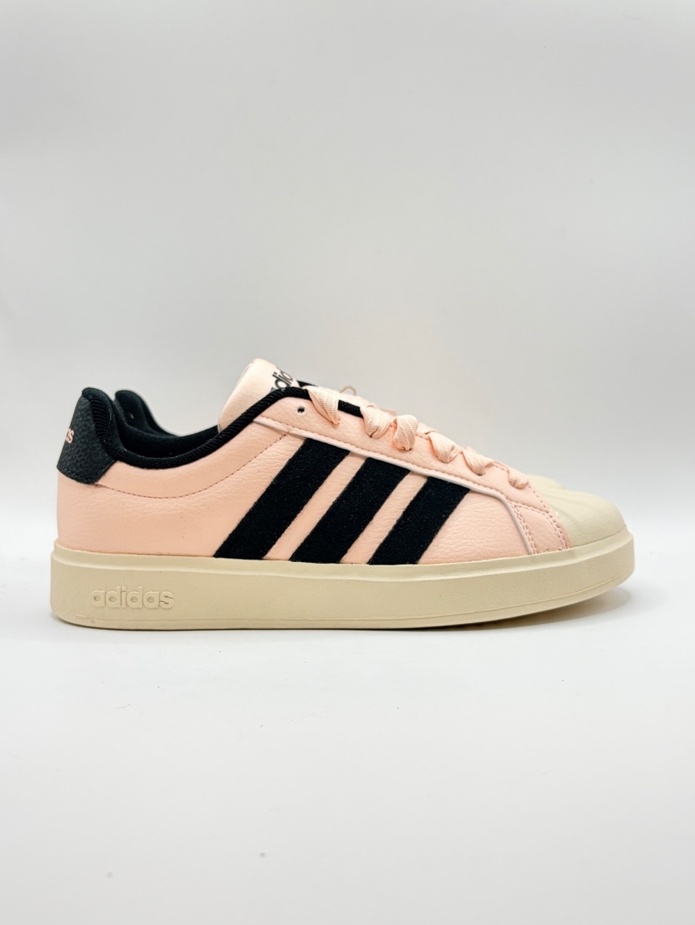 Adidas Streettalk Women's Size 7 Pink and Black Sportswear Sneakers
